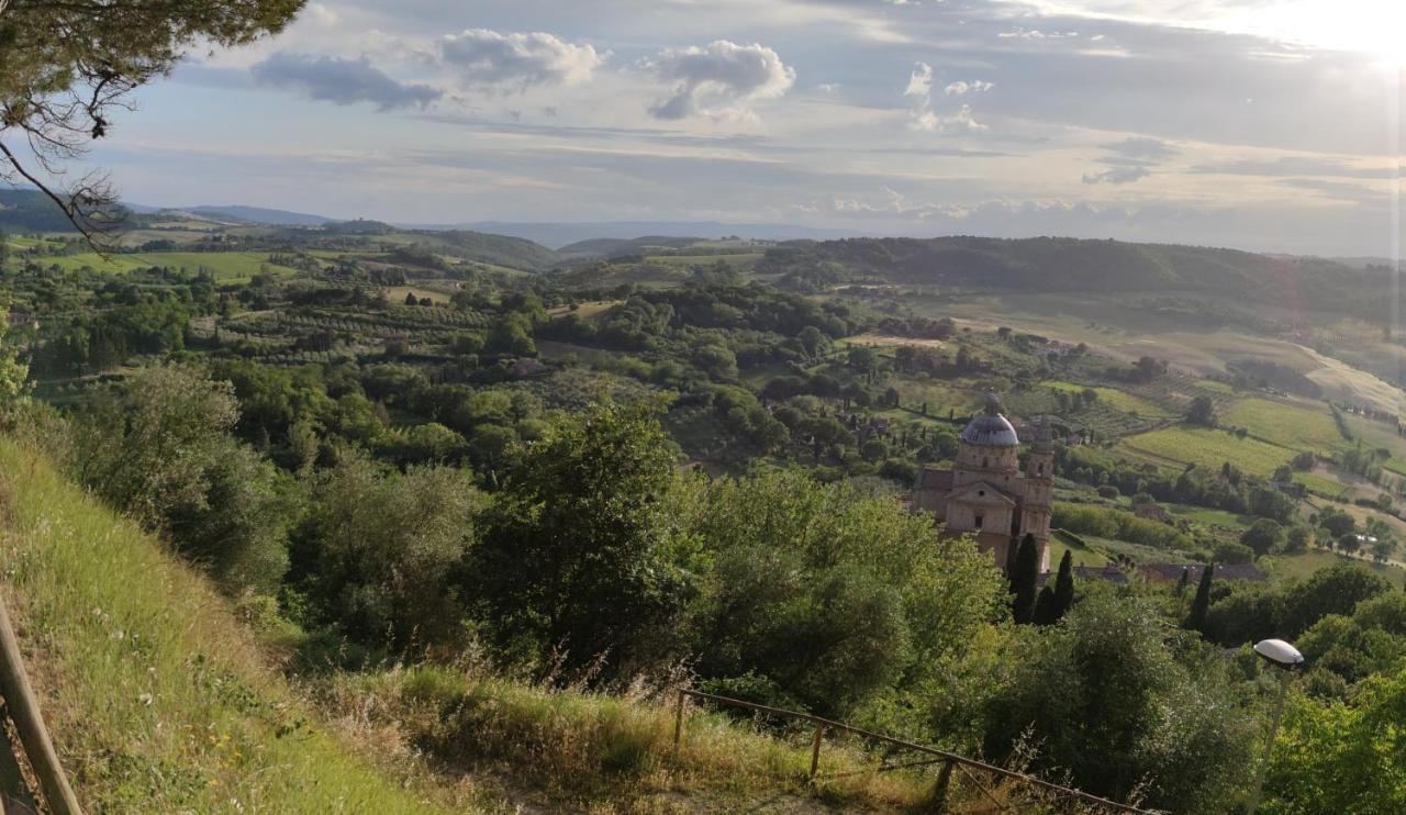 Splendido Ampio Appartamento A Montepulciano Stazione Exteriör bild
